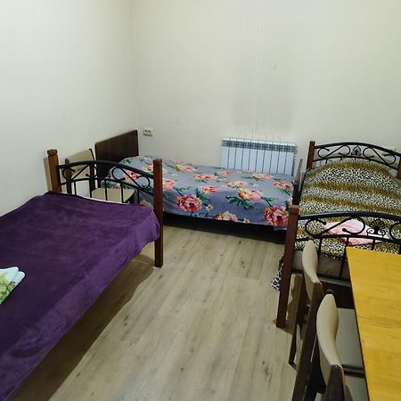 Vanand Guest House Ґюмрі Екстер'єр фото