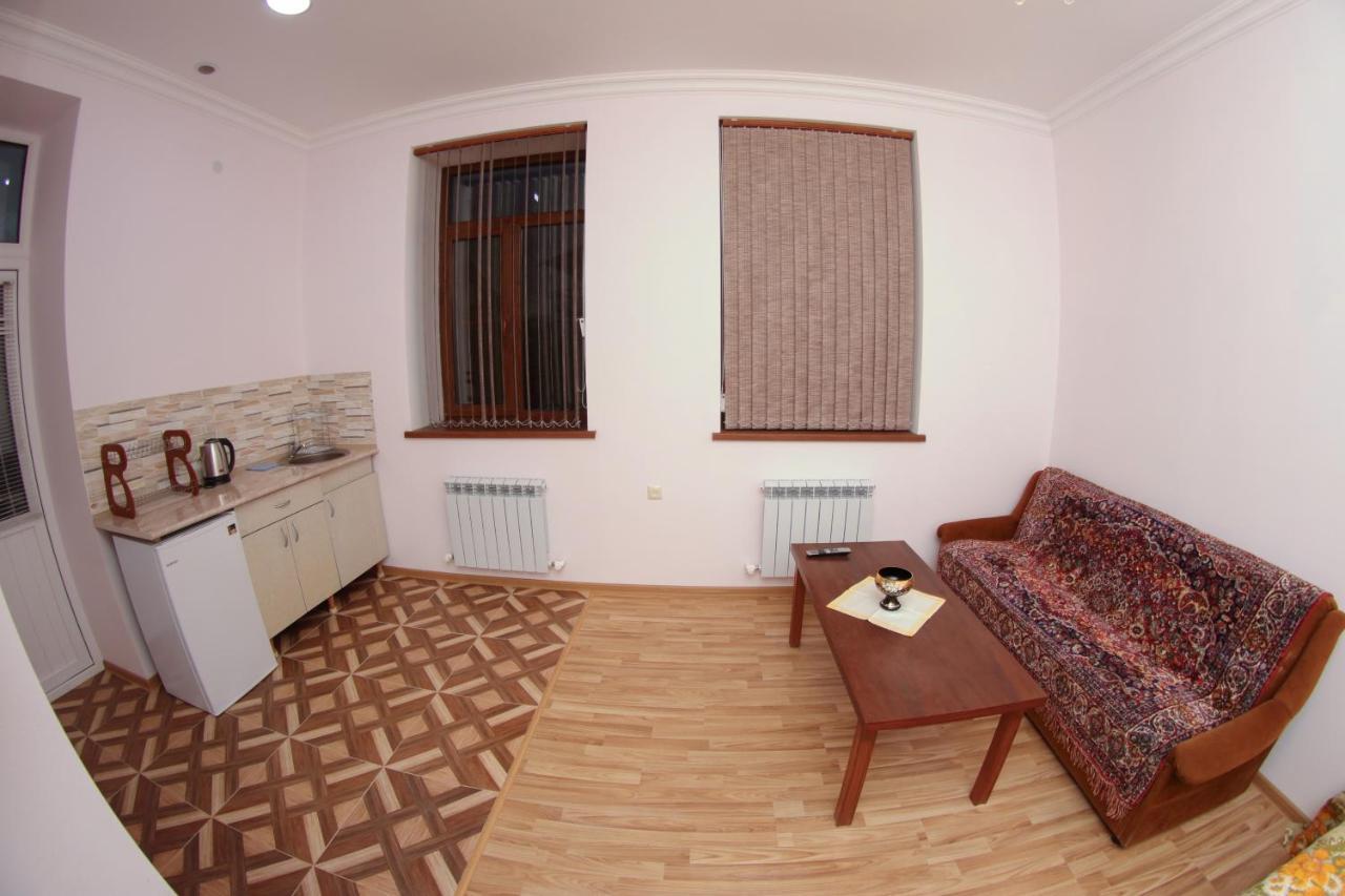 Vanand Guest House Ґюмрі Екстер'єр фото