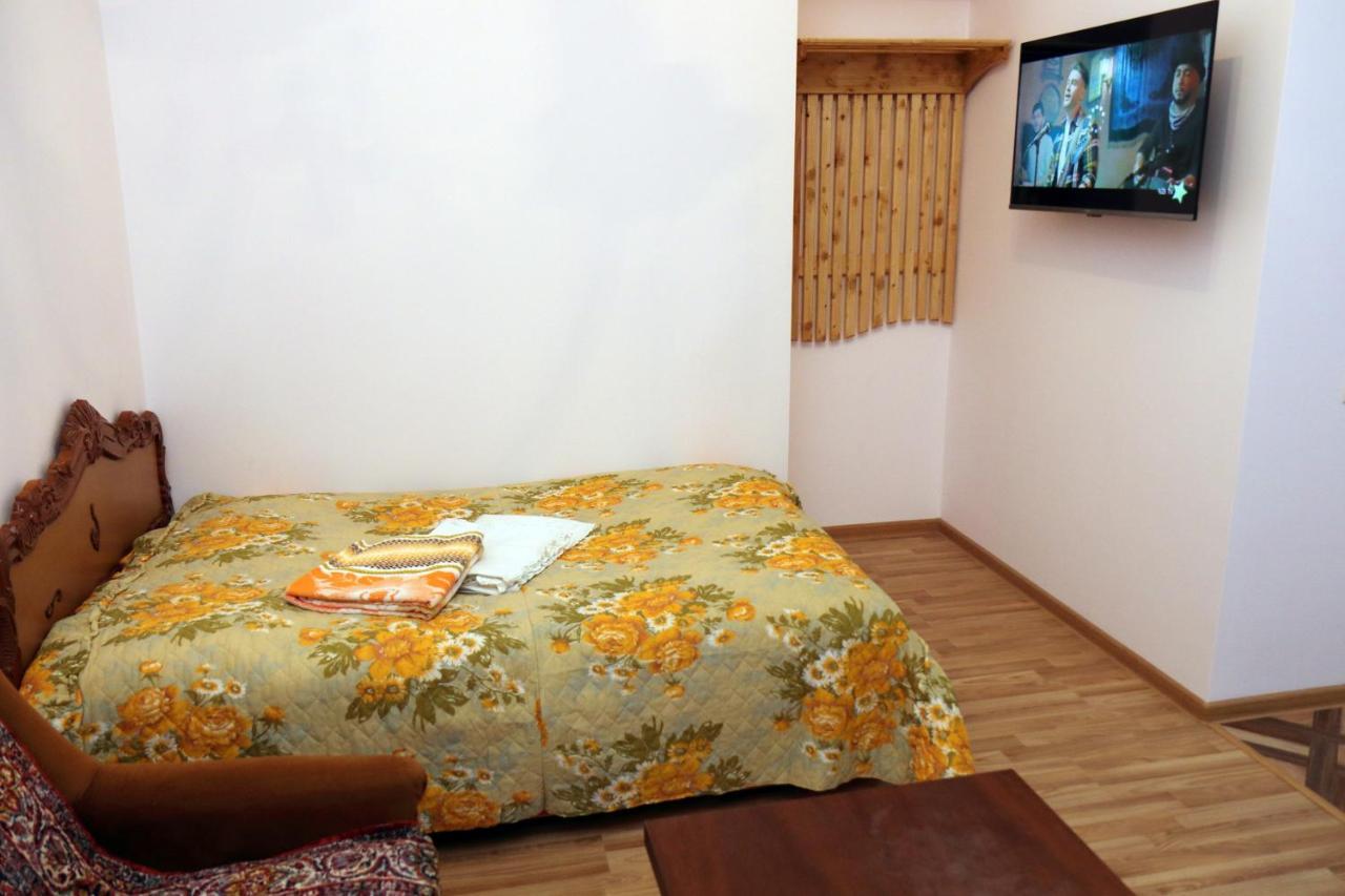 Vanand Guest House Ґюмрі Екстер'єр фото